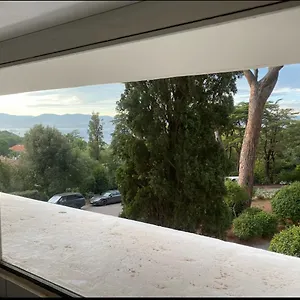 Elegant Et Parking Dans Batiment Historique Saint-Tropez
